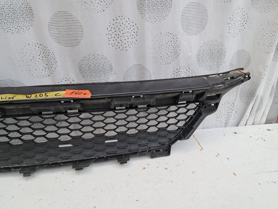 Грил решетка предна броня Mercedes W205  W205 AMG