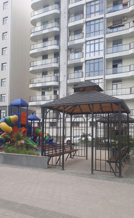 Дом 2 хонали сотилади