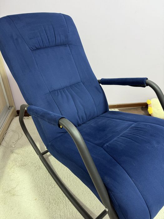 Кресло качалка новая