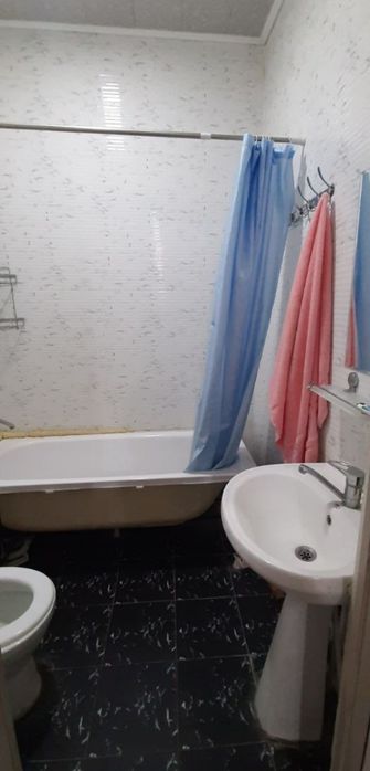 ЙЕВРО ЛЮКС 3 ХОНАЛИ Квартира ОИЛАГА СРОЧНЫЙ Ижарага Берилади!!!