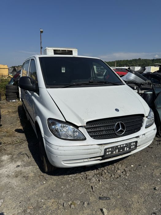 Dezmembrez Mercedes Vito W639 2.2 CDi 4x4 115CP 2005 646.982