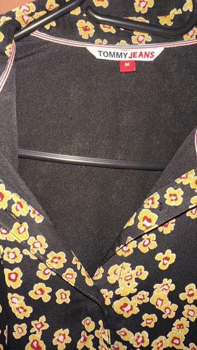 Красива рокля Tommy Hilfiger