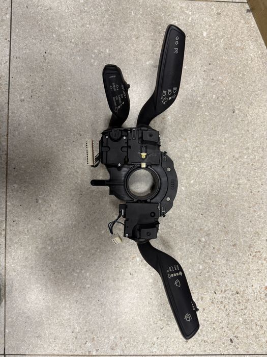 Manete/Bloc semnalizari cu ACC,distronic OE Audi A6/A7-C7  4G0953502E