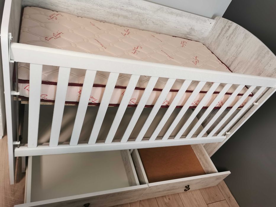 Бебешко - Детско креватче