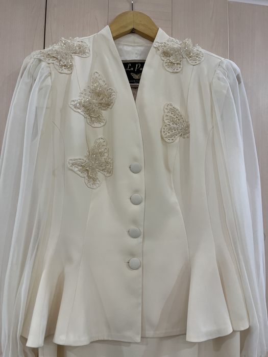 Продам костюм вечерний