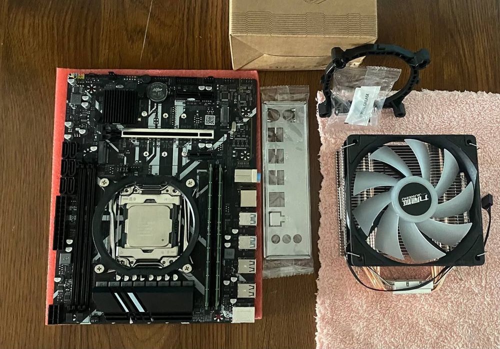 E5 2682 v4 x99 + ozu 32 gb 16x2 srocno