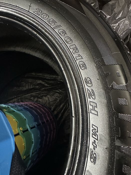Шина 205/60R16 (1шт)