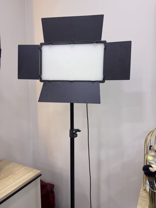 Срочно продам света