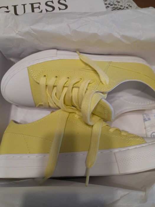 Дамски Кецове GUESS