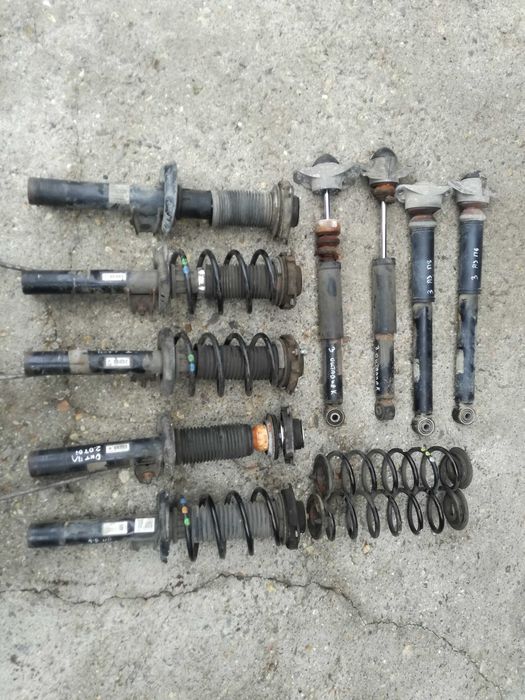 Ауди А3 Пасат Б6 Голф 5 Октавия Леон амортисьори амортисьор пружини