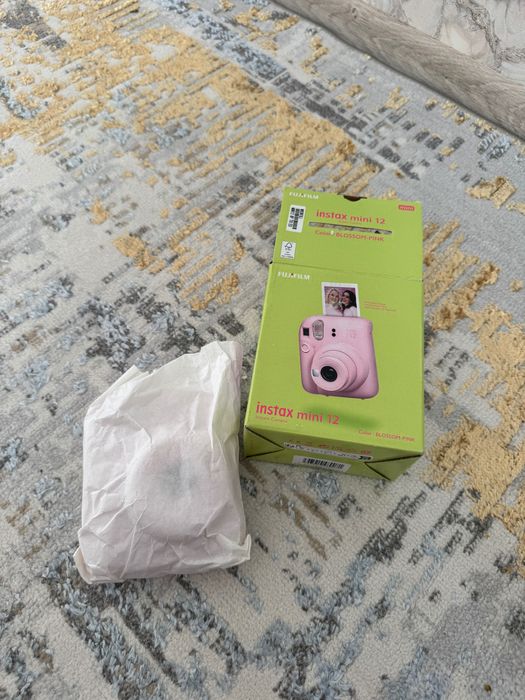 Instax mini 12 pink