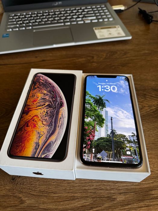 iPhone XS Max 256gb original gold colour