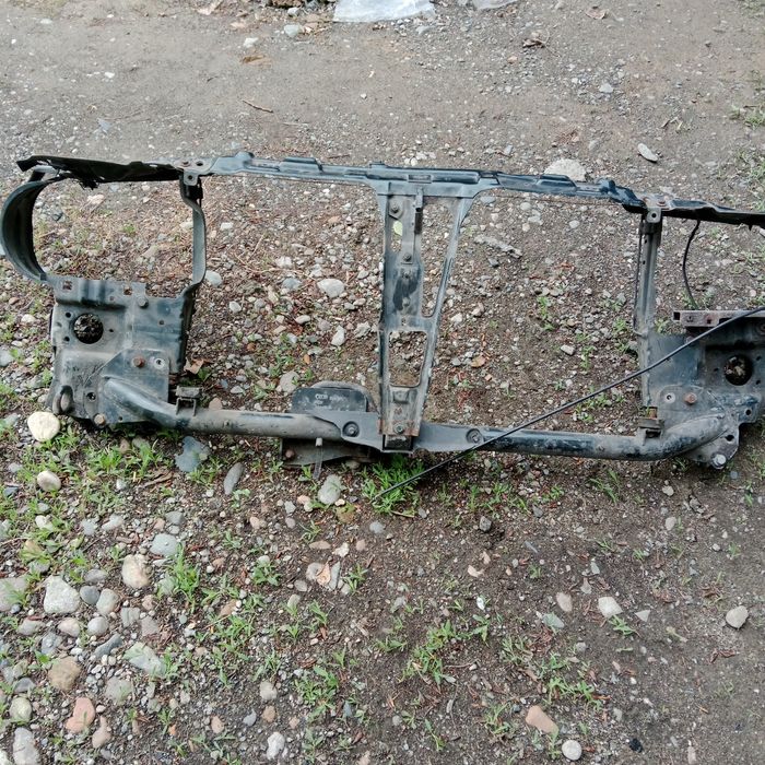 Телевизор на Ауди 80 б4