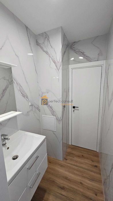 Дава се под наем Тристаен апартамент в Пловдив, Младежки Хълм - 100 кв.м за 747.66 € - Снимка #9