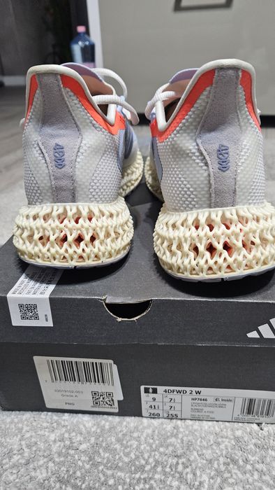Vând Adidas 4DFWD