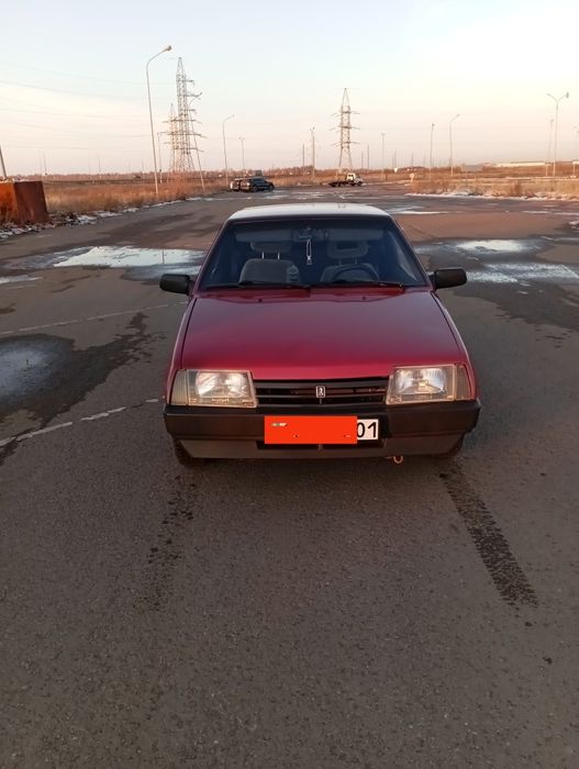 Продам автомобиль ВАЗ 2108.