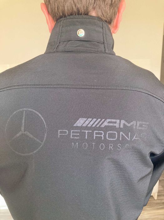Оригинално мъжко спортно яке MERCEDES PETRONAS