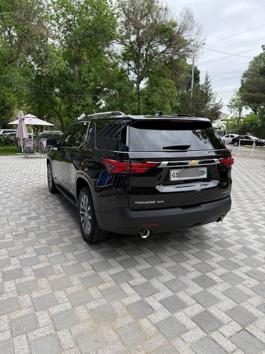 Chevrolet Traverse 2023 — 4