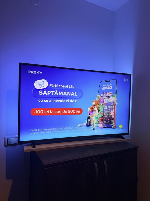 TV Philips Ambilight 108 cm (43 inch) – Stare excelentă, efect vizual deosebit