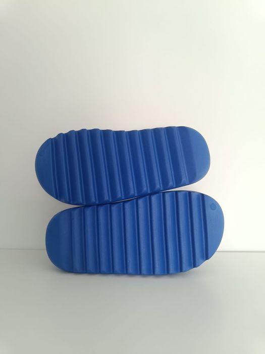 Yeezy slide azure blue NOI