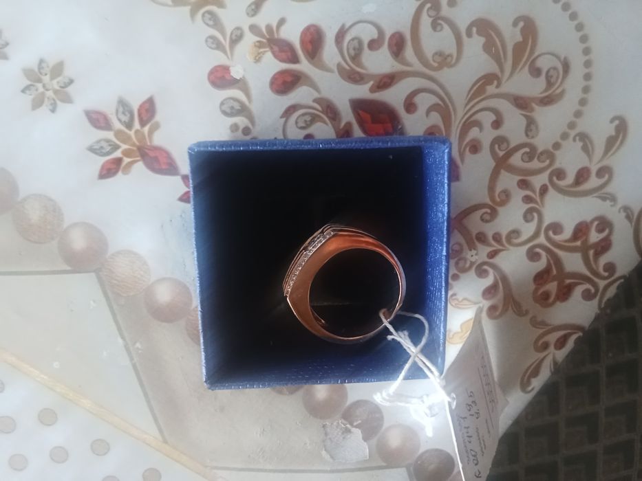 Продам кольца золота