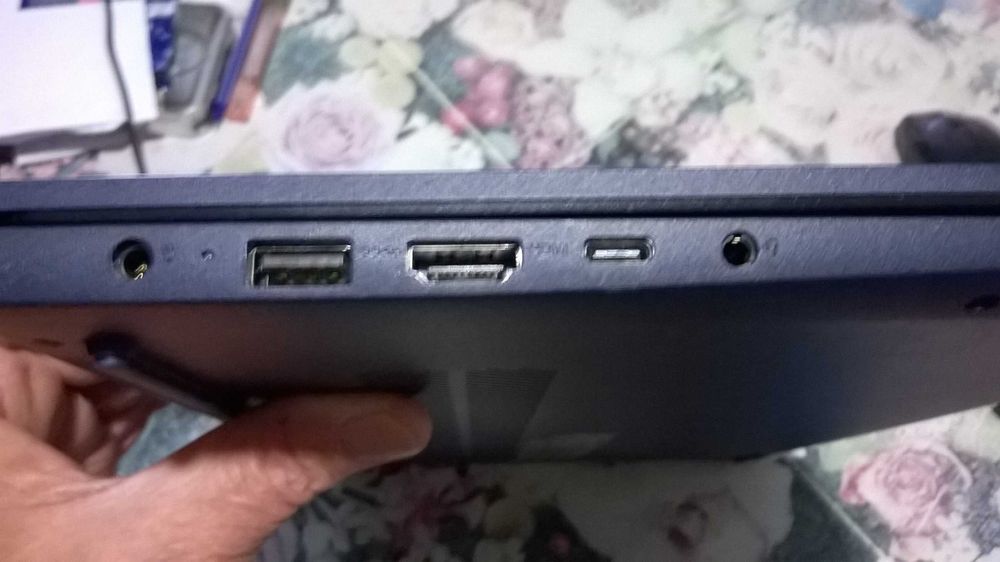 Лаптоп Lenovo - IdeaPad Slim 3 15IAH8, 15.6'', FHD, i5 - в гаранция