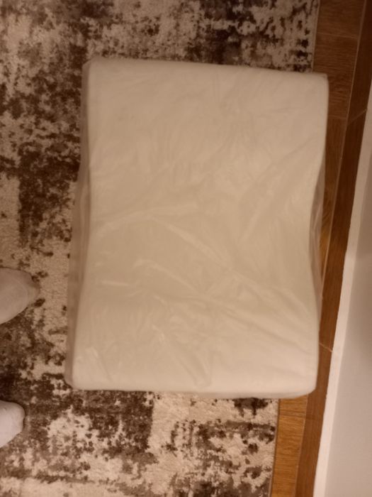 Vând echipamente pentru cosmetică