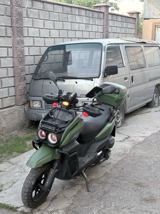 Продам мопед танк про
