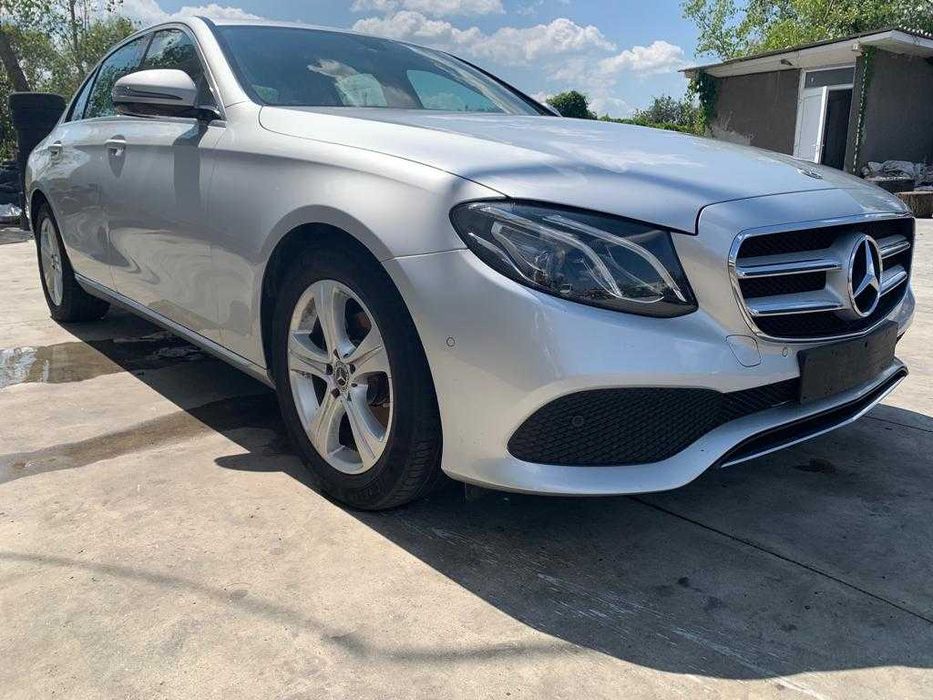 Dezmembrez mercedes e class w213/stop w213/e220 2017/usa w213/