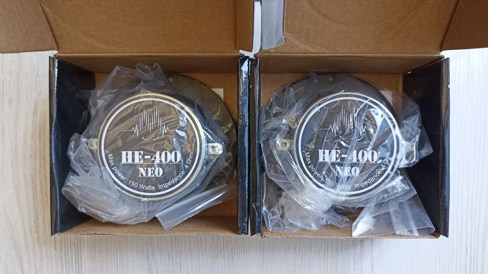 Рупорный твитер Momo he-400