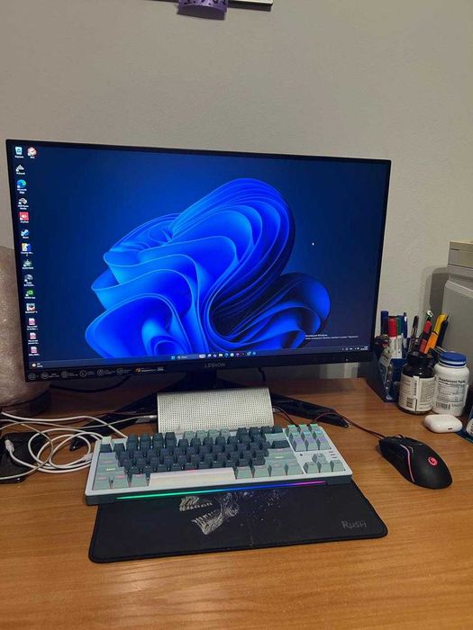 Компьютер:системный блок RTX AGE R7 78003D и монитор Lenovo L27qe 27''