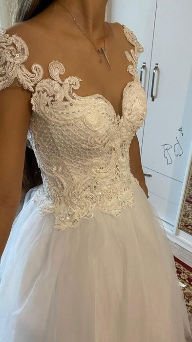 Продам свадебное платье.