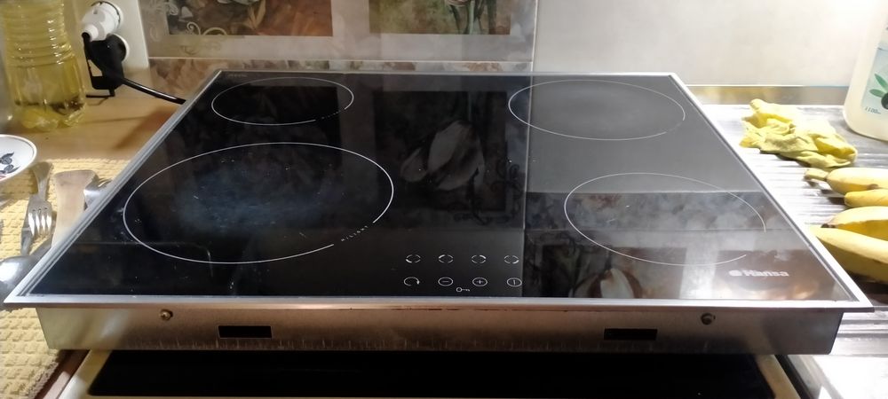 Варочная поверхность Hansa