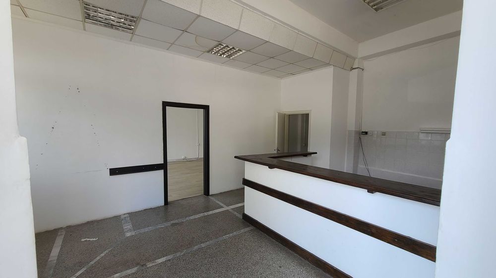 Дава се под наем Магазин в Бяла Слатина - 60 кв.м за 255 € - Снимка #6