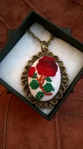 Ръчно изработени бижута