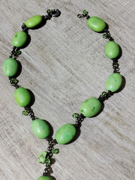 продам ожерелье из натуральной бирюзы