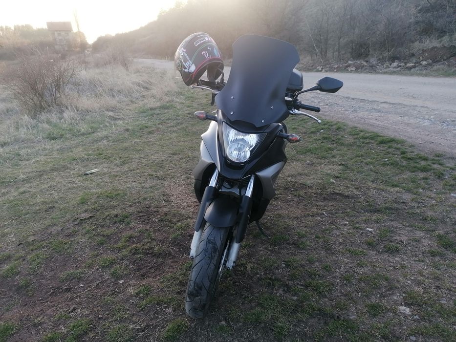 Honda vfr 800 crossrunner