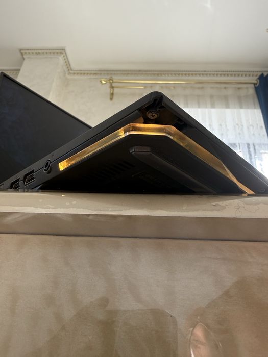 ноутбук ASUS ROG Strix G15 G513IH