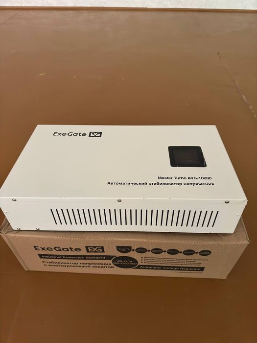 Стабилизатор напряжения 220в