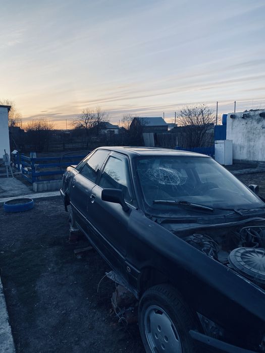 Продается ауди 80 срочноо