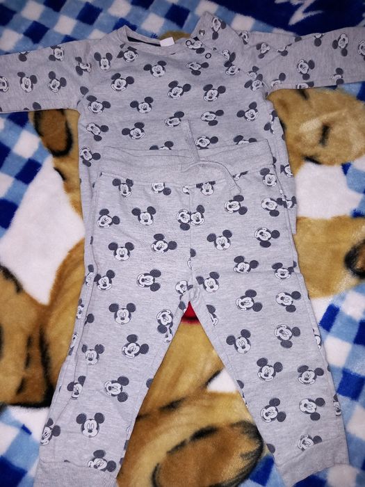 Copii haine.                             ..