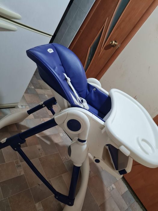 Детский стульчик для кормление