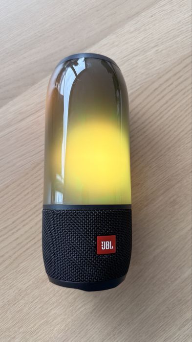 Продавам JBL Pulse 3