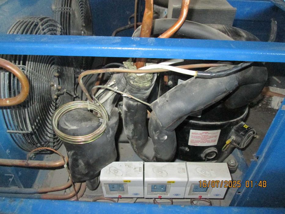 Морозильная установка . Компрессор .