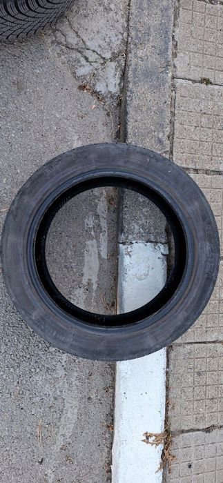 Летни гуми Vredesteun 205х55х17 2бр. и 205х50х17 3бр