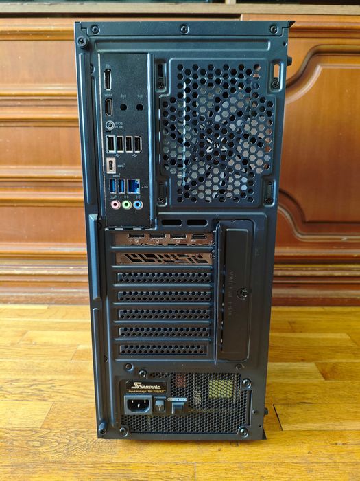 Gaming PC с Ryzen 9 7900/ 32GB DDR5/ RX 6800 XT 16GB/ 512GB/ 850W