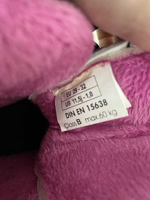 Продам коньки для девочки