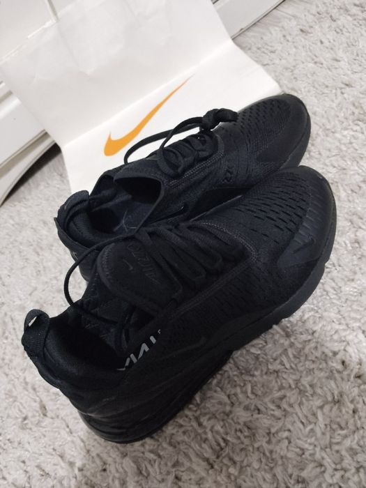 Кросовки Nike.      Новые