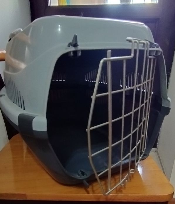 Контейнер для перевозки животных.