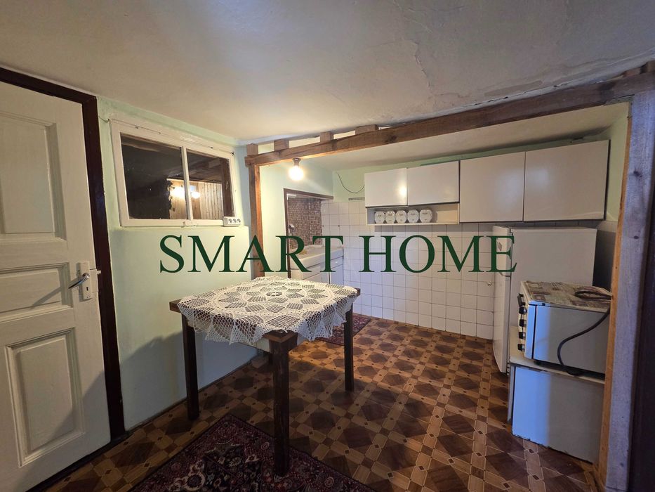 Дава се под наем Тристаен апартамент в Велико Търново, Център - 80 кв.м за 331.5 € - Снимка #6